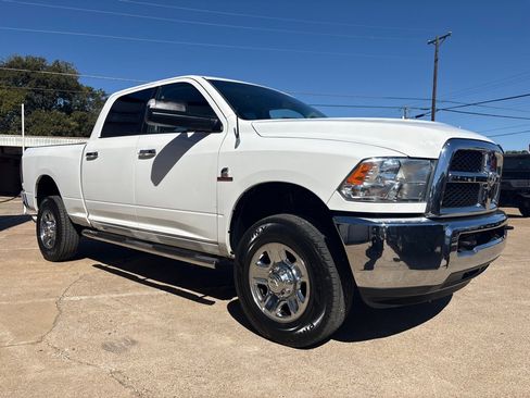 Used 2018 RAM 2500 SLT image 4