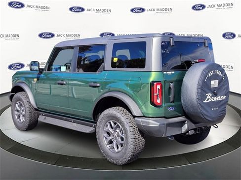 New 2025 Ford Bronco Badlands image 3