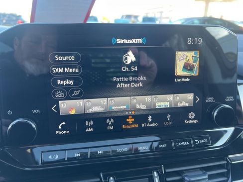 Certified 2025 Nissan Pathfinder SL w/ SL Premium Package image 56