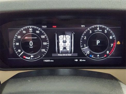 Used 2018 Land Rover Range Rover Velar R-Dynamic SE image 16