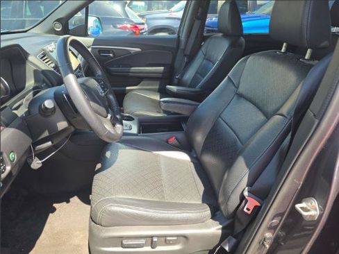 Used 2019 Honda Passport EX-L image 2