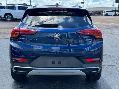 Used 2023 Buick Encore GX Essence w/ Experience Buick Package FWD image 4