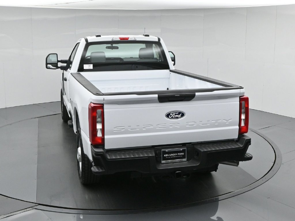 New 2027 Ford F350 XL w/ XL Chrome Package RWD image 36