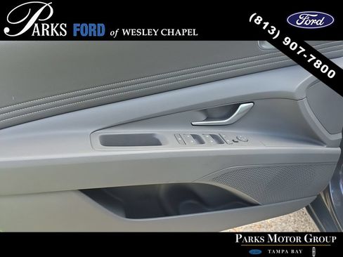 Used 2025 Hyundai Elantra SEL FWD image 15