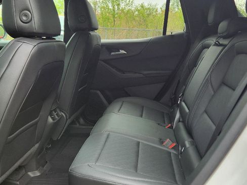 New 2025 Chevrolet Equinox LT w/ Convenience Package II image 11