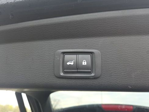 Used 2022 Mitsubishi Outlander SE image 15