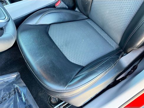 Certified 2023 Jeep Compass Latitude w/ Convenience Group image 18