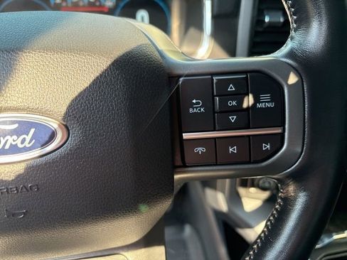 Used 2022 Ford F150 Lariat w/ Max Trailer Tow Package image 21