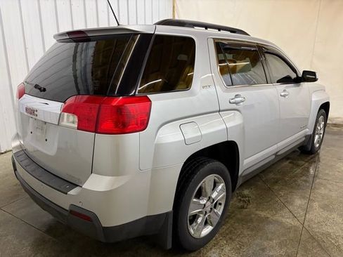 Used 2015 GMC Terrain SLT w/ Chrome Appearance Package image 6