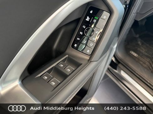 New 2025 Audi Q5 Premium Plus image 13