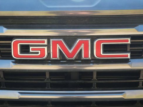 Used 2023 GMC Terrain AT4 w/ LPO, Floor Liner Package AWD/4WD image 8