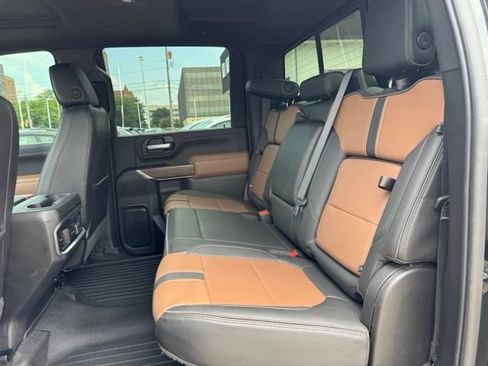 Used 2022 Chevrolet Silverado 2500 High Country w/ LPO, Dark Essentials Package AWD/4WD image 12
