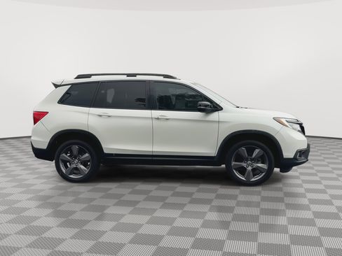 Used 2021 Honda Passport Touring image 9