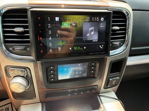 Used 2016 RAM 1500 Laramie w/ Convenience Group image 16