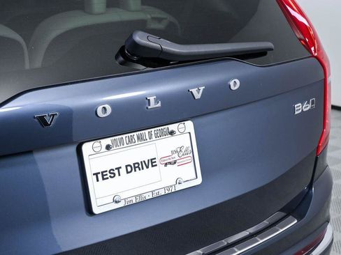 Certified 2024 Volvo XC90 B6 Plus w/ Protection Package Premier AWD/4WD image 40