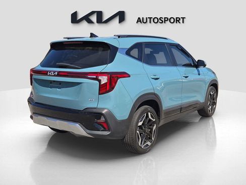 Certified 2025 Kia Seltos SX w/ SX Sunroof Package image 8