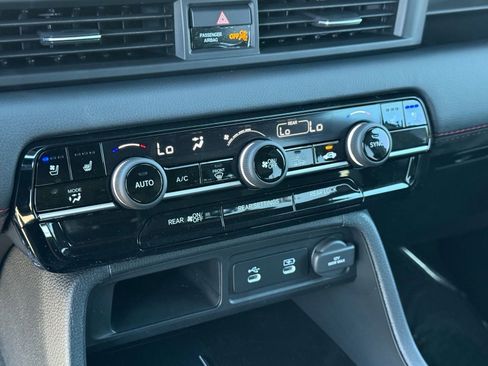 New 2026 Honda Pilot Black Edition image 17