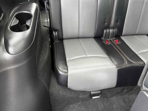 Used 2020 Nissan Pathfinder SL image 62