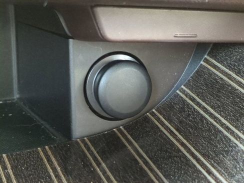 Used 2017 Lexus RX 450h AWD image 21