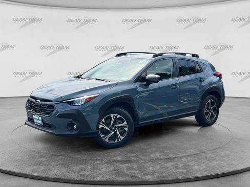 Used 2024 Subaru Crosstrek 2.0i Premium AWD/4WD image 3