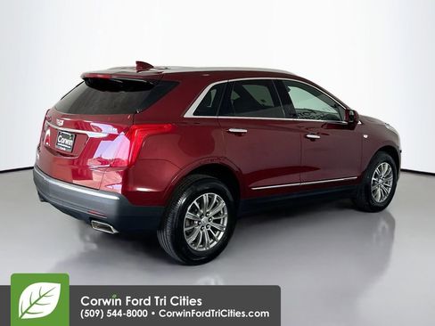Used 2017 Cadillac XT5 Luxury w/ Driver Awareness Package FWD image 15
