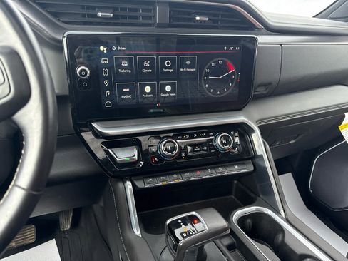 Used 2022 GMC Sierra 1500 Denali Ultimate image 17