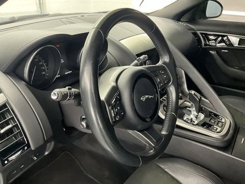 Used 2017 Jaguar F-TYPE Convertible image 11