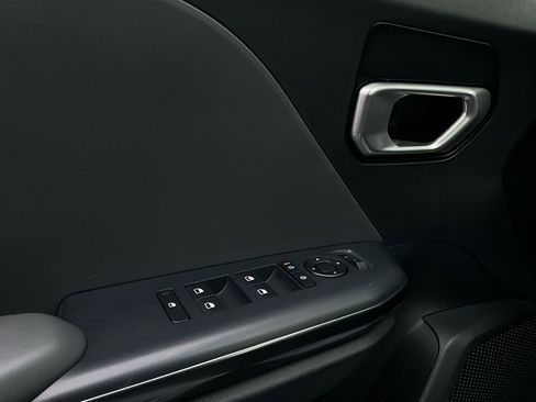 Used 2025 Kia K4 LXS image 20