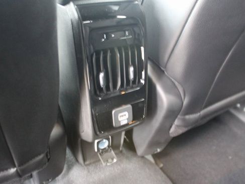 New 2026 Jeep Compass Latitude image 28