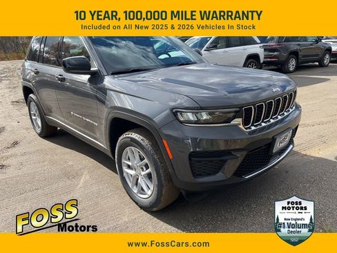 New 2025 Jeep Grand Cherokee Laredo X image 1