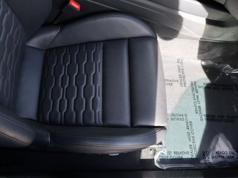 Used 2023 Audi e-tron GT Premium Plus w/ Performance Package image 34