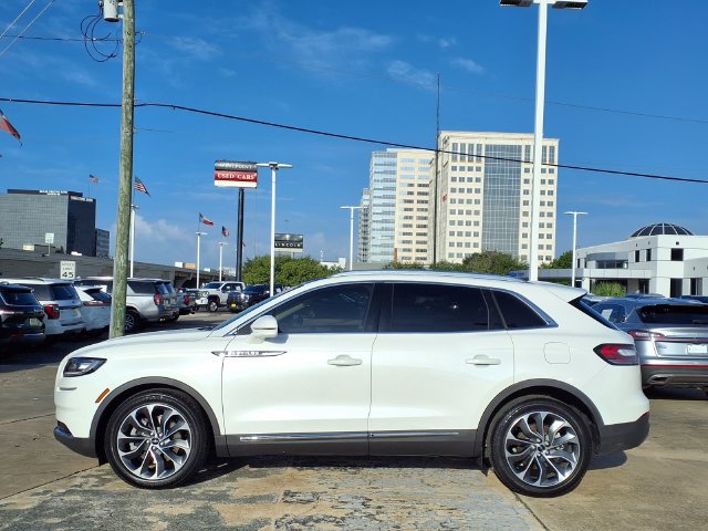 Certified 2022 Lincoln Nautilus Reserve w/ Luxury Package FWD image 24