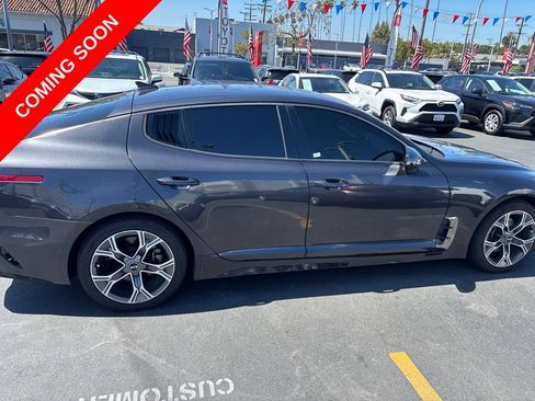 Used 2020 Kia Stinger GT-Line RWD image 3