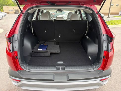 New 2026 Hyundai Tucson SE image 19