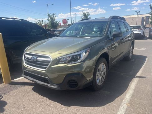 Used 2019 Subaru Outback 2.5i AWD/4WD image 1