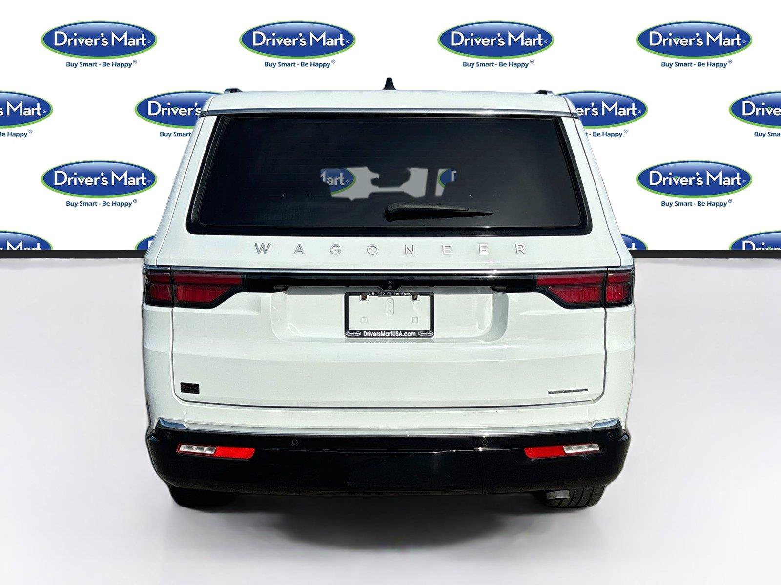 Used 2024 Jeep Wagoneer Series II w/ Flexible Seating Group RWD image 6