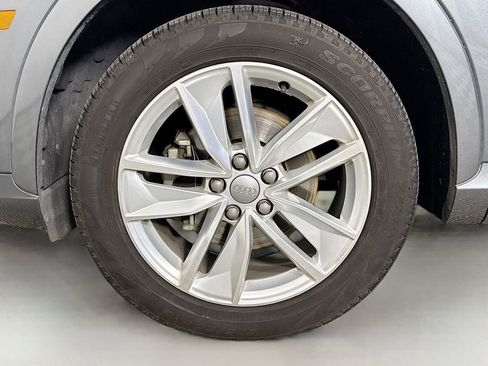 Used 2017 Audi Q3 2.0T Premium w/ Convenience Package image 33