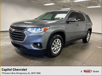 Used 2021 Chevrolet Traverse LT image 1