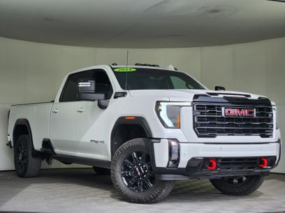 Used 2024 GMC Sierra 2500 AT4 w/ AT4 Premium Plus Package