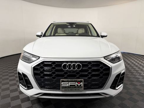 Used 2021 Audi Q5 e Premium Plus w/ Premium Plus Package AWD/4WD image 4