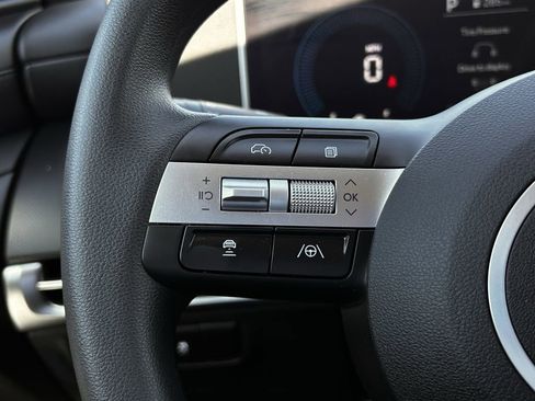 Used 2026 Hyundai Tucson SEL image 11