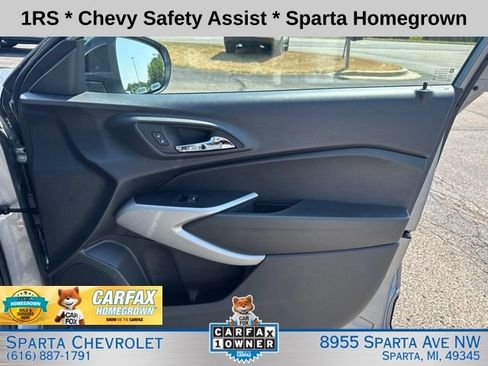 Used 2024 Chevrolet Trax RS w/ Driver Confidence Package FWD image 27