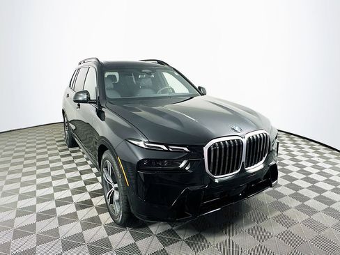 New 2026 BMW X7 xDrive40i w/ M Sport Package image 2