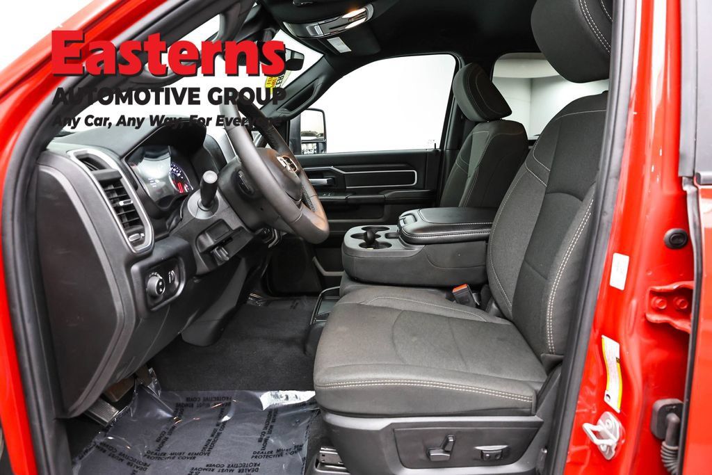 Used 2026 RAM 2500 Big Horn AWD/4WD image 13