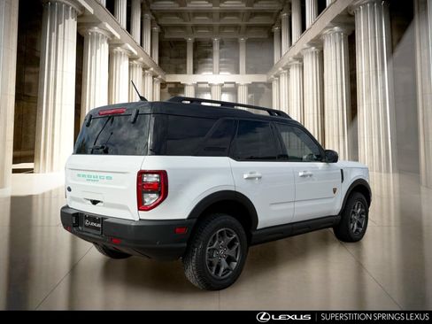 Used 2021 Ford Bronco Sport Badlands w/ Badlands Package AWD/4WD image 4