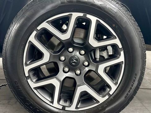 Used 2025 RAM 1500 Laramie RWD image 12