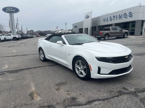 Used 2023 Chevrolet Camaro LT image 15