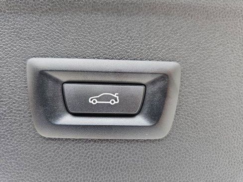 New 2026 BMW iX xDrive60 w/ Premium Package image 13