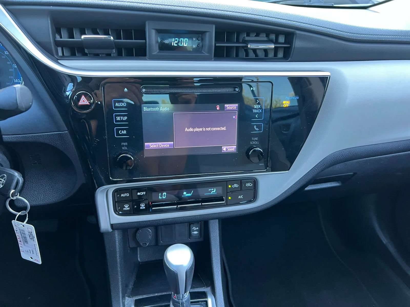 Used 2019 Toyota Corolla LE w/ Protection Package FWD image 13