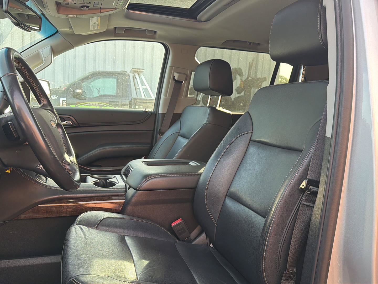 Used 2018 Chevrolet Suburban LT AWD/4WD image 5